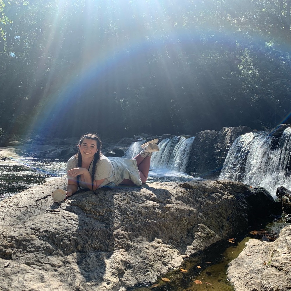 Meet your Posher, Meghan